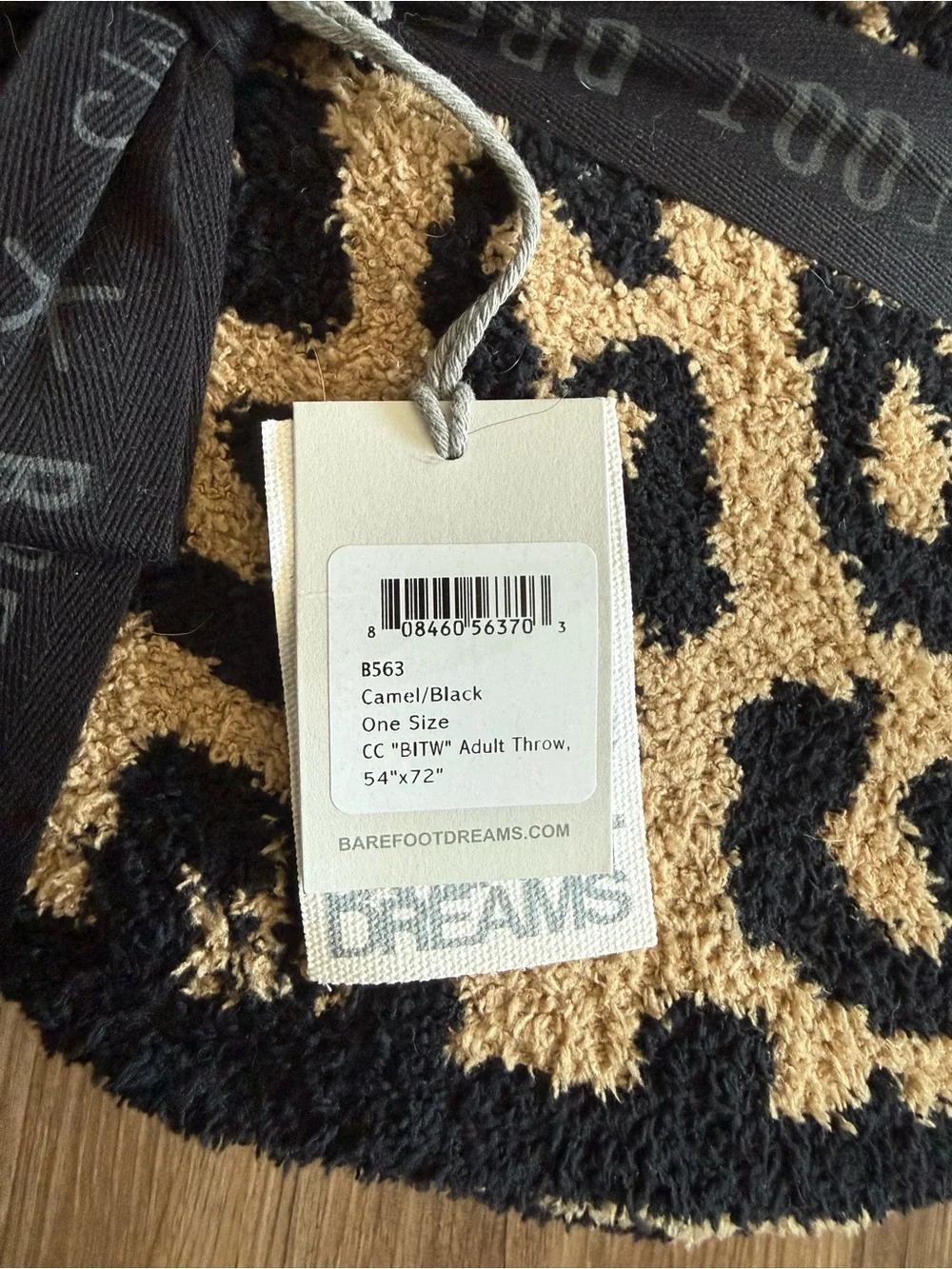 NWT CozyChic Barefoot Dreams Leopard Print Throw Blanket